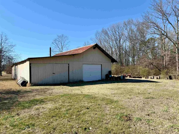 $144,600 | 254 Michie Road, Michie, TN 38357
