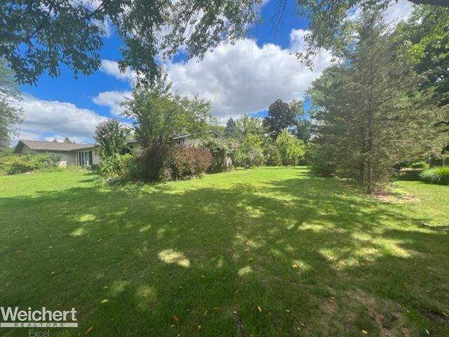 1271 Green Ridge Road Rochester, MI 48309 - Photo 50 of 68 50088001-49.JPG