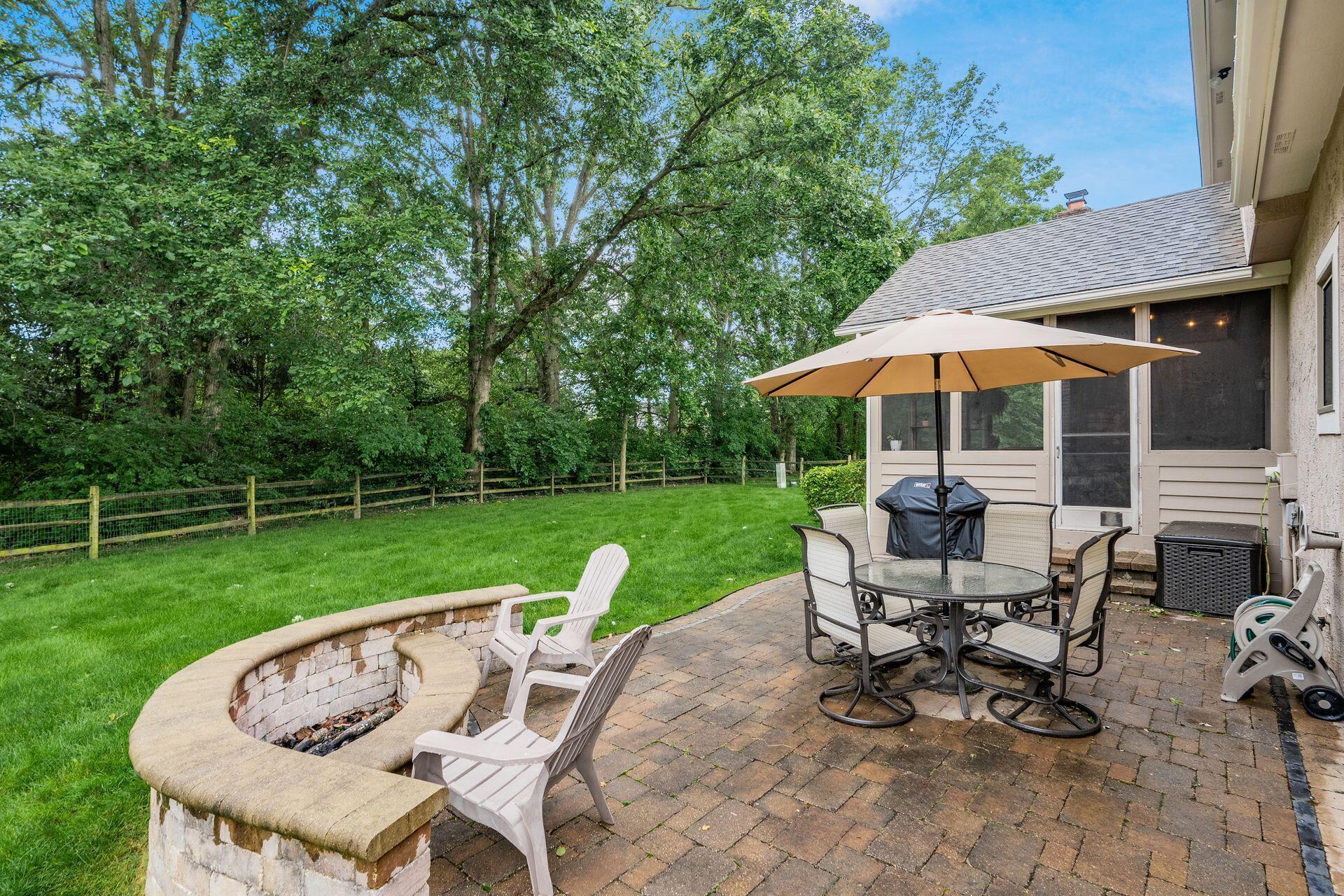 2912 Nantucket Lewis Center, OH 43035 - Photo 29 of 32 Patio