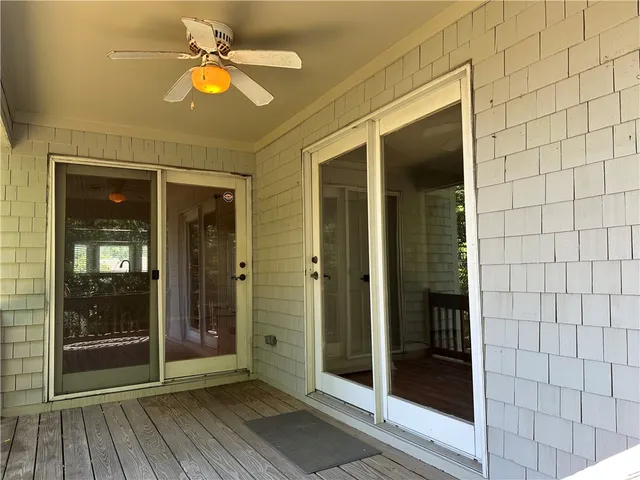 $450,000 | 83 Valley Lane, Portsmouth, RI 02871