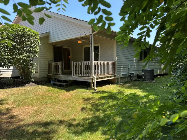 $450,000 | 83 Valley Lane, Portsmouth, RI 02871