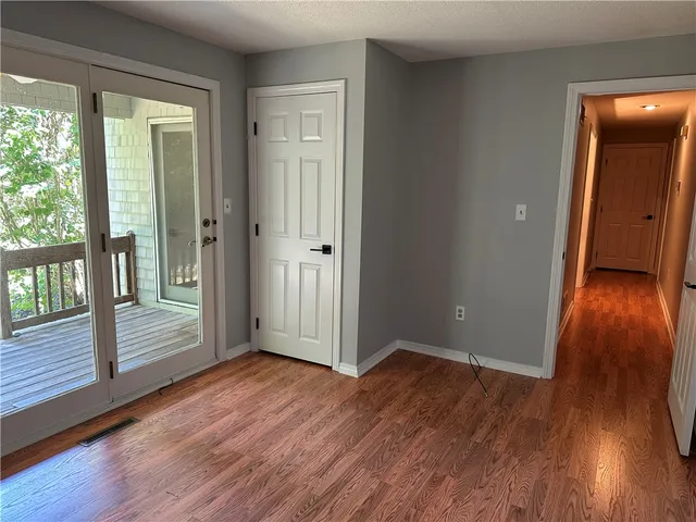 $450,000 | 83 Valley Lane, Portsmouth, RI 02871