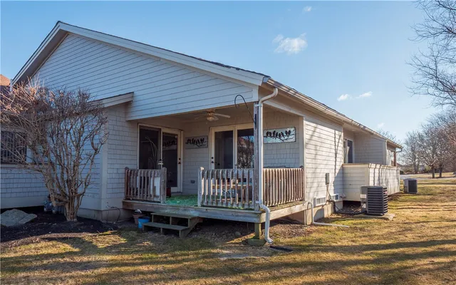 $450,000 | 83 Valley Lane, Portsmouth, RI 02871