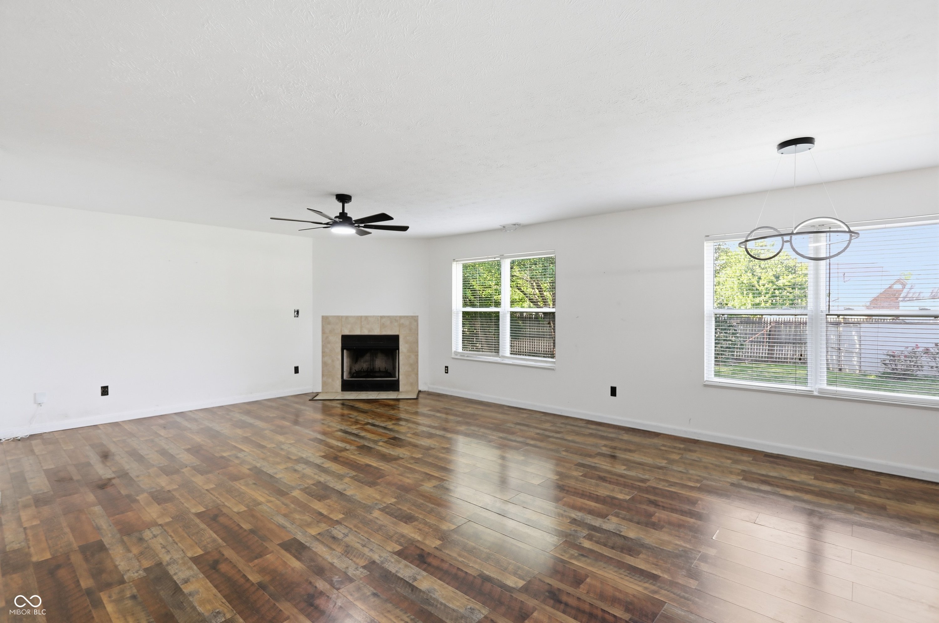 1124 Pebble Court Anderson, IN 46013 - Photo 6 of 32