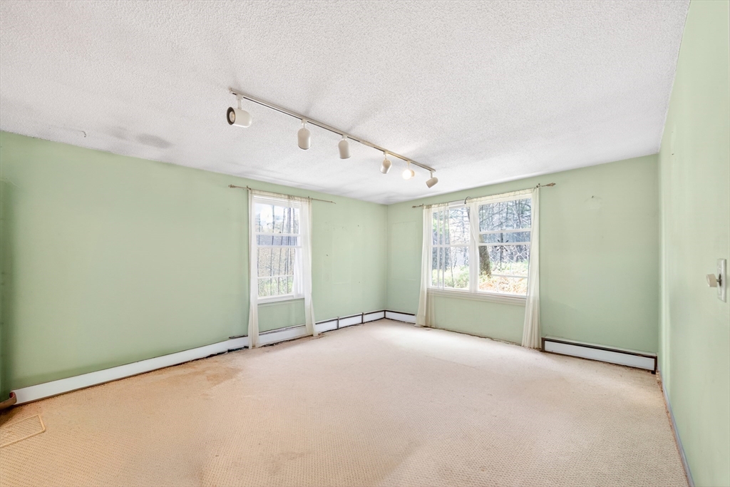 15 Lawrence Road, Unit 22 Rowley, MA 01969 - Photo 20 of 33