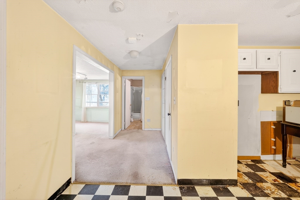 15 Lawrence Road, Unit 22 Rowley, MA 01969 - Photo 7 of 33