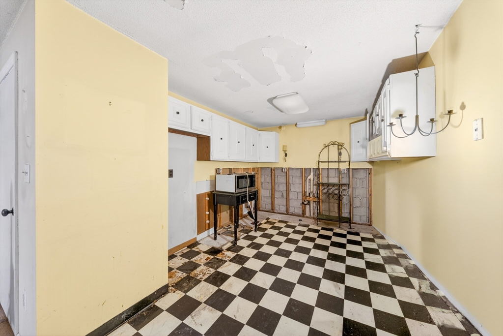 15 Lawrence Road, Unit 22 Rowley, MA 01969 - Photo 9 of 33