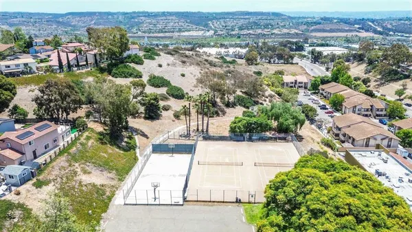 $927,500 | 1560 Cavern Point Court, Chula Vista, CA 91911