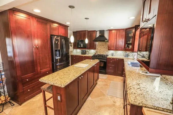 $927,500 | 1560 Cavern Point Court, Chula Vista, CA 91911