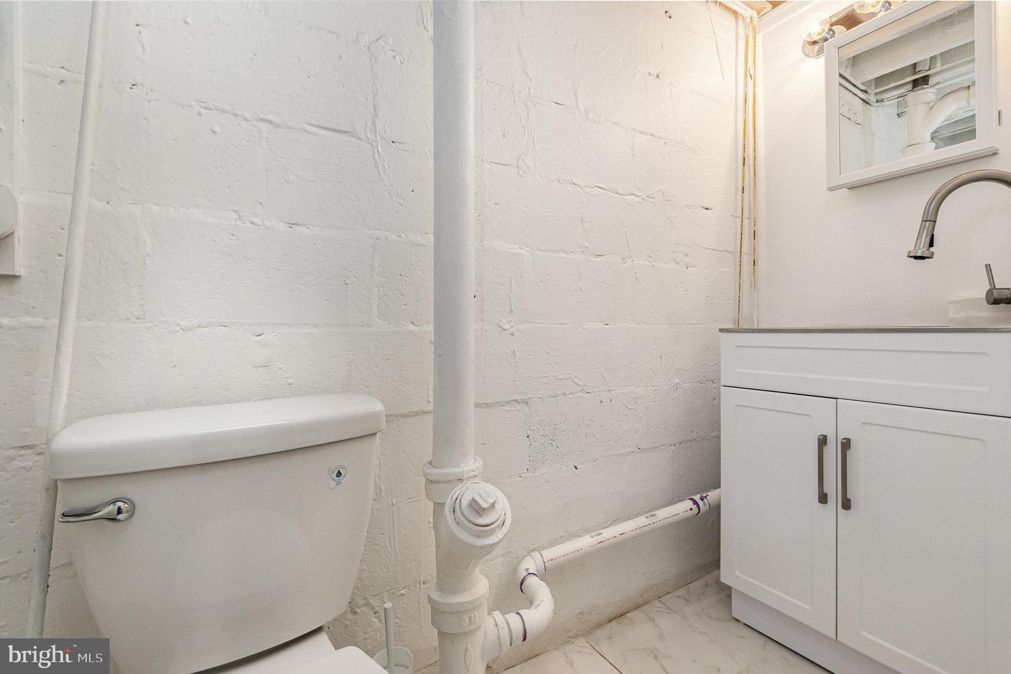 2211 Coralthorn Road Middle River, MD 21220 - Photo 17 of 25 Gallery Image 17
