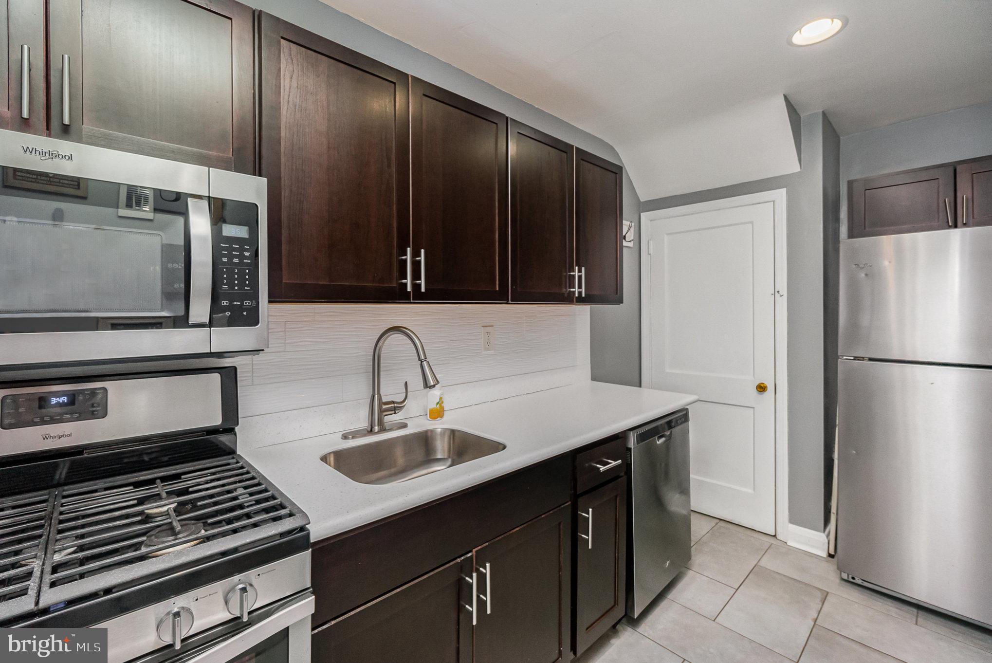 2211 Coralthorn Road Middle River, MD 21220 - Photo 9 of 25 Gallery Image 9