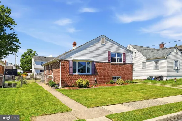$375,000 | 509 Springfield Avenue, Folsom, PA 19033