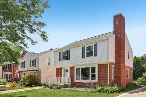 $449,900 | 5451 North Kent Avenue, Whitefish Bay, WI 53217