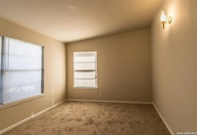 $1,700 | 7527 Dell Oak Drive, San Antonio, TX 78218