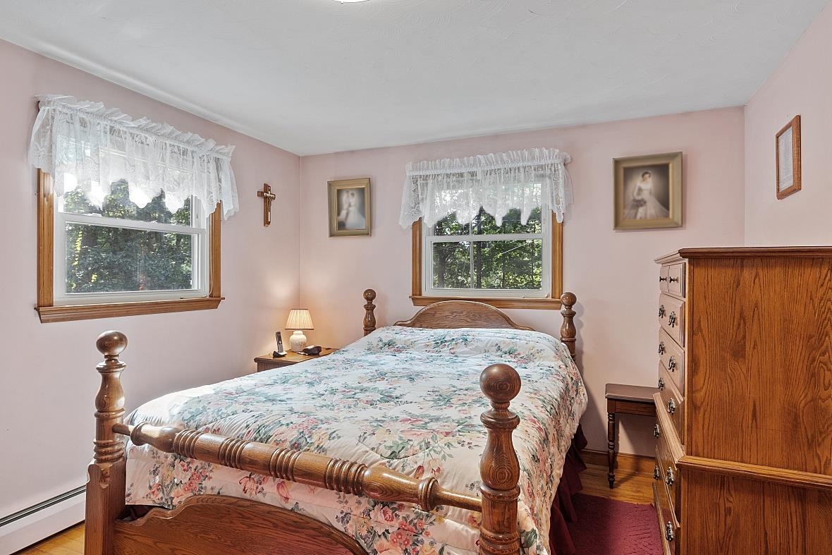 5 Marblehead Road Windham, NH 03087 - Photo 14 of 40