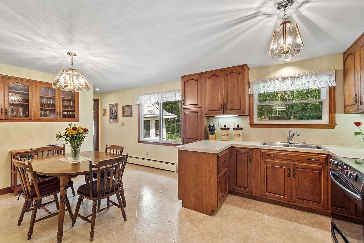 5 Marblehead Road Windham, NH 03087 - Photo 18 of 40