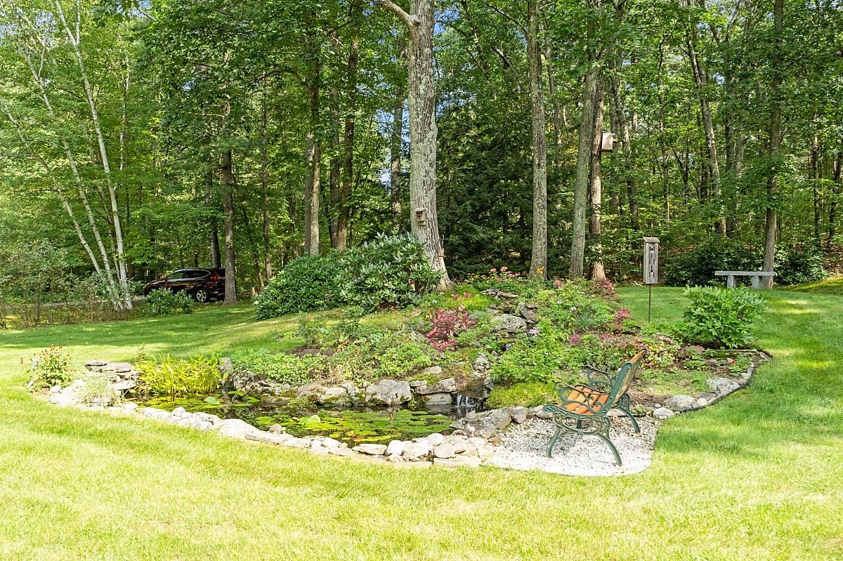 5 Marblehead Road Windham, NH 03087 - Photo 3 of 40