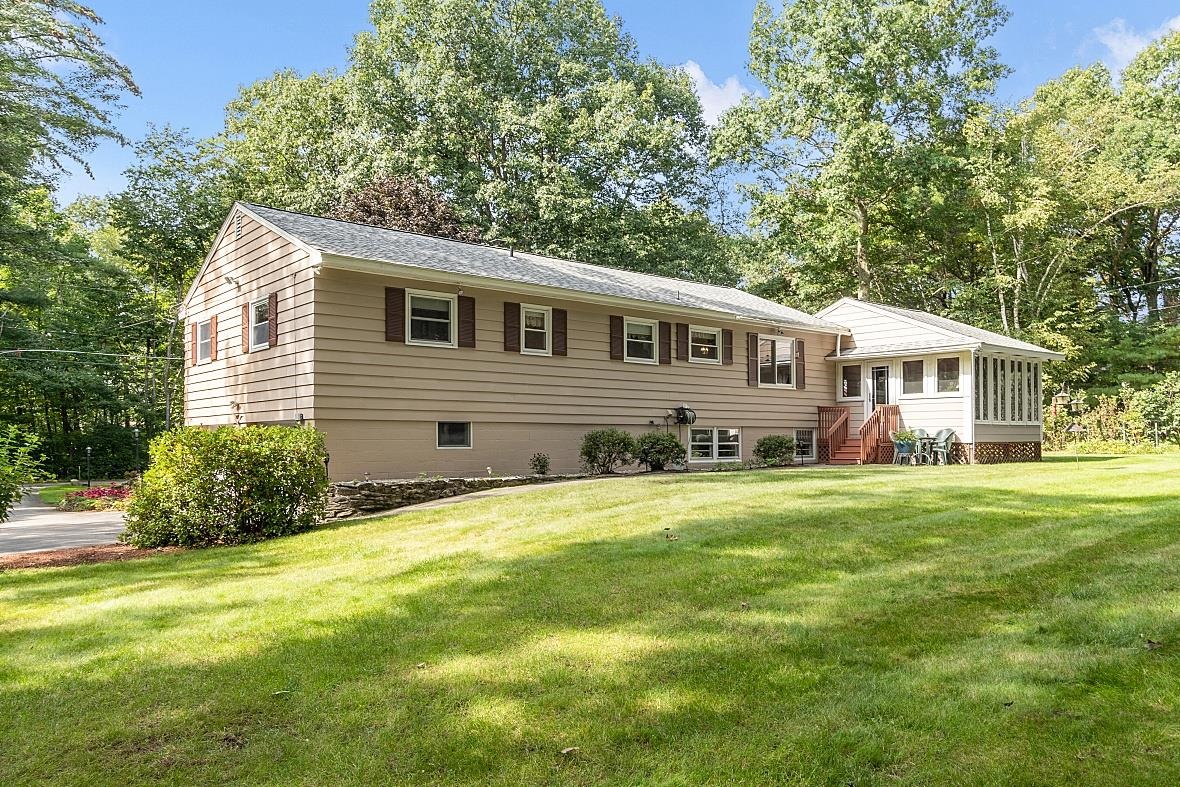 5 Marblehead Road Windham, NH 03087 - Photo 35 of 40
