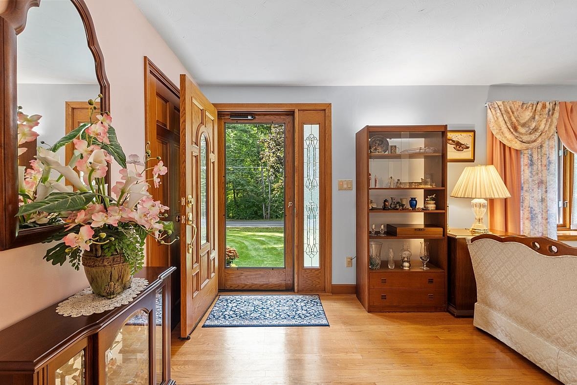 5 Marblehead Road Windham, NH 03087 - Photo 6 of 40