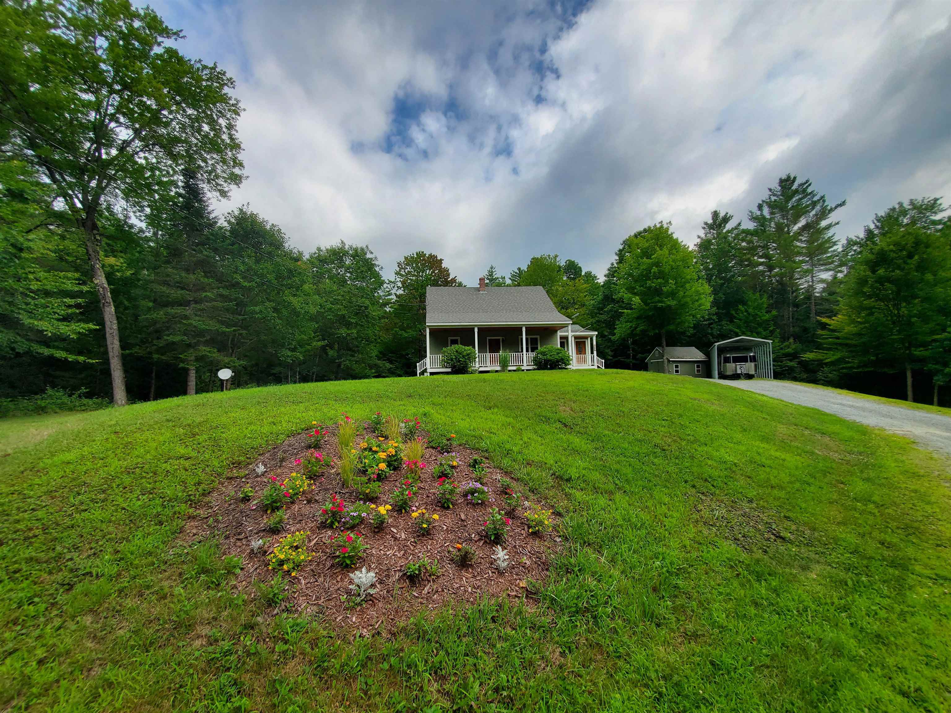 562 River Road Canaan, NH 03741 - Photo 3 of 44
