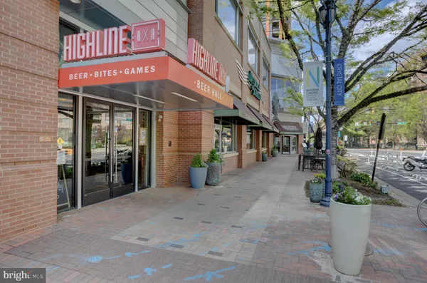 $579,900 | 1805 Crystal Drive, Unit 1010S, Arlington, VA 22202