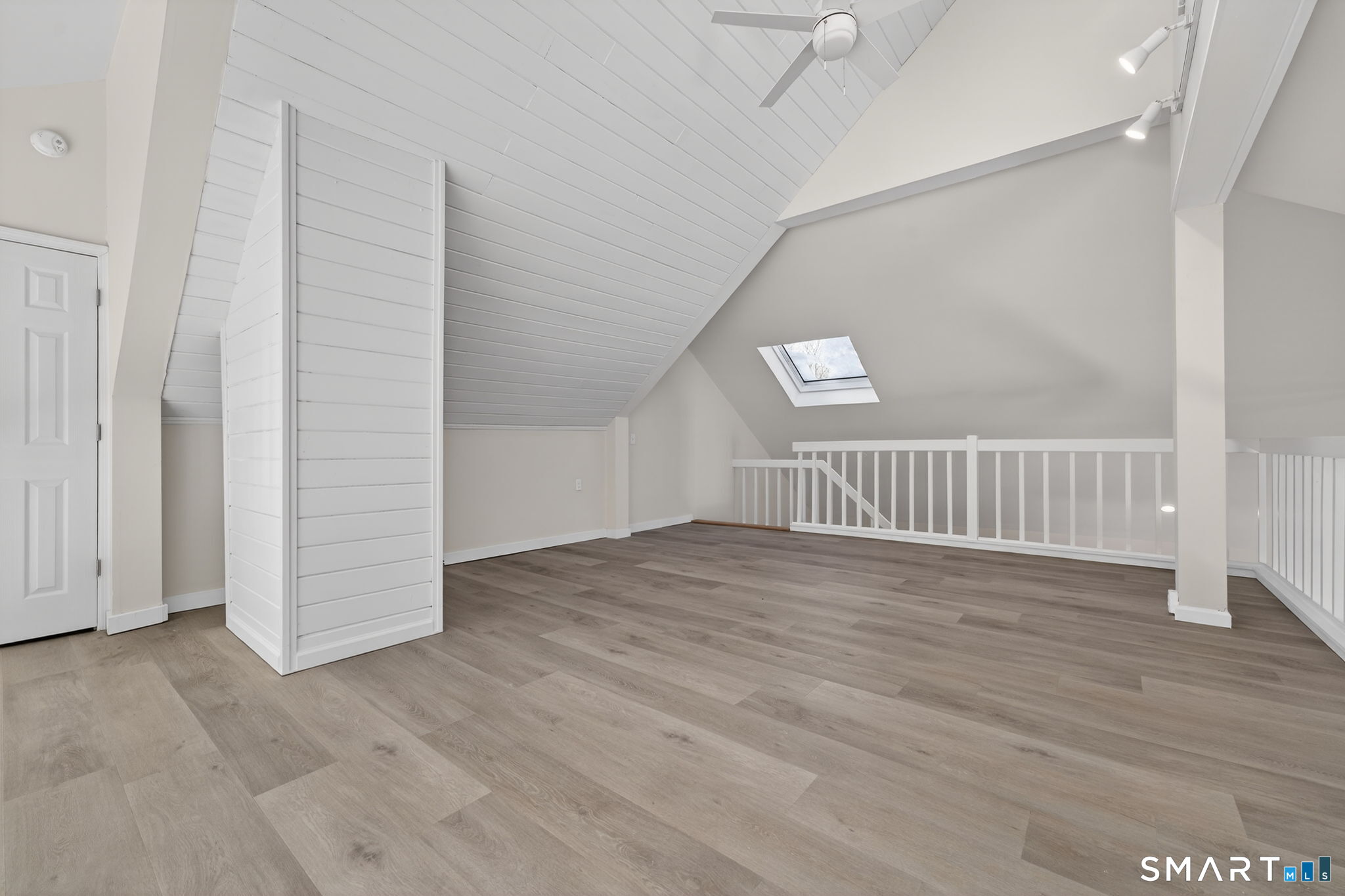 44 Chamberlain Hill Road Middletown, CT 06457 - Photo 15 of 39