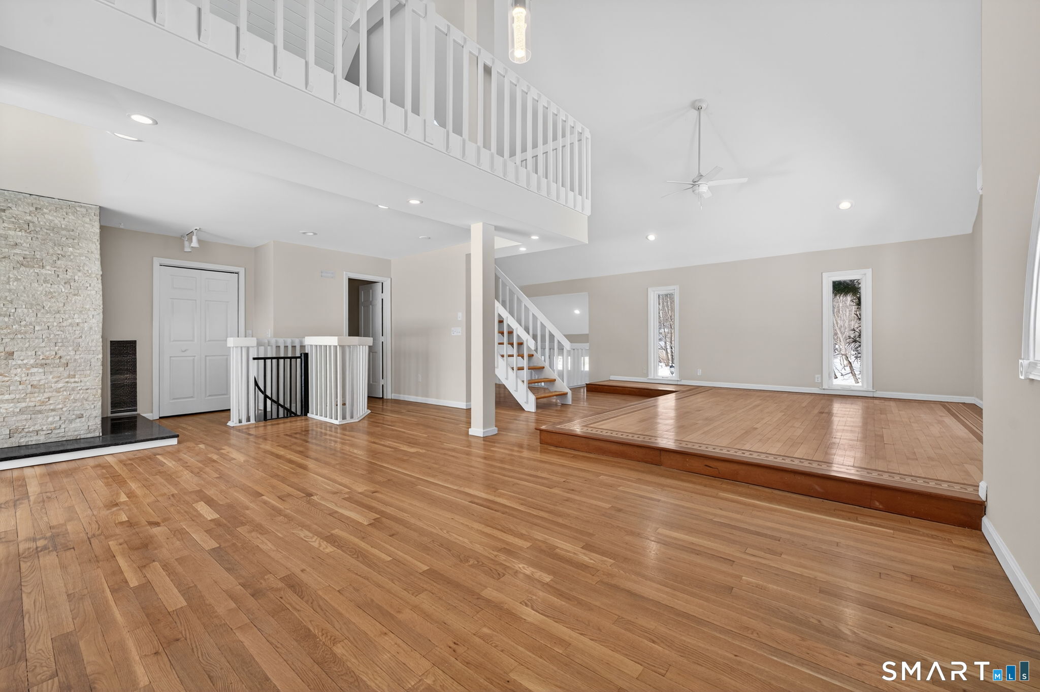 44 Chamberlain Hill Road Middletown, CT 06457 - Photo 10 of 39