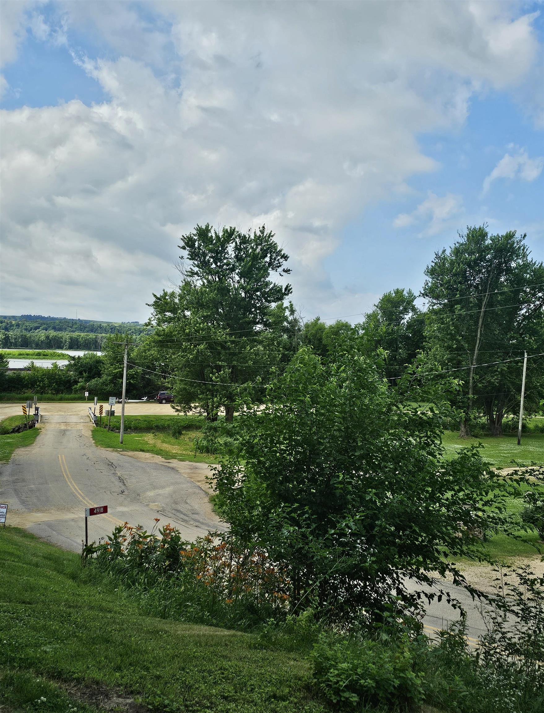 4918 County Road North Cassville, WI 53806 - Photo 1 of 23