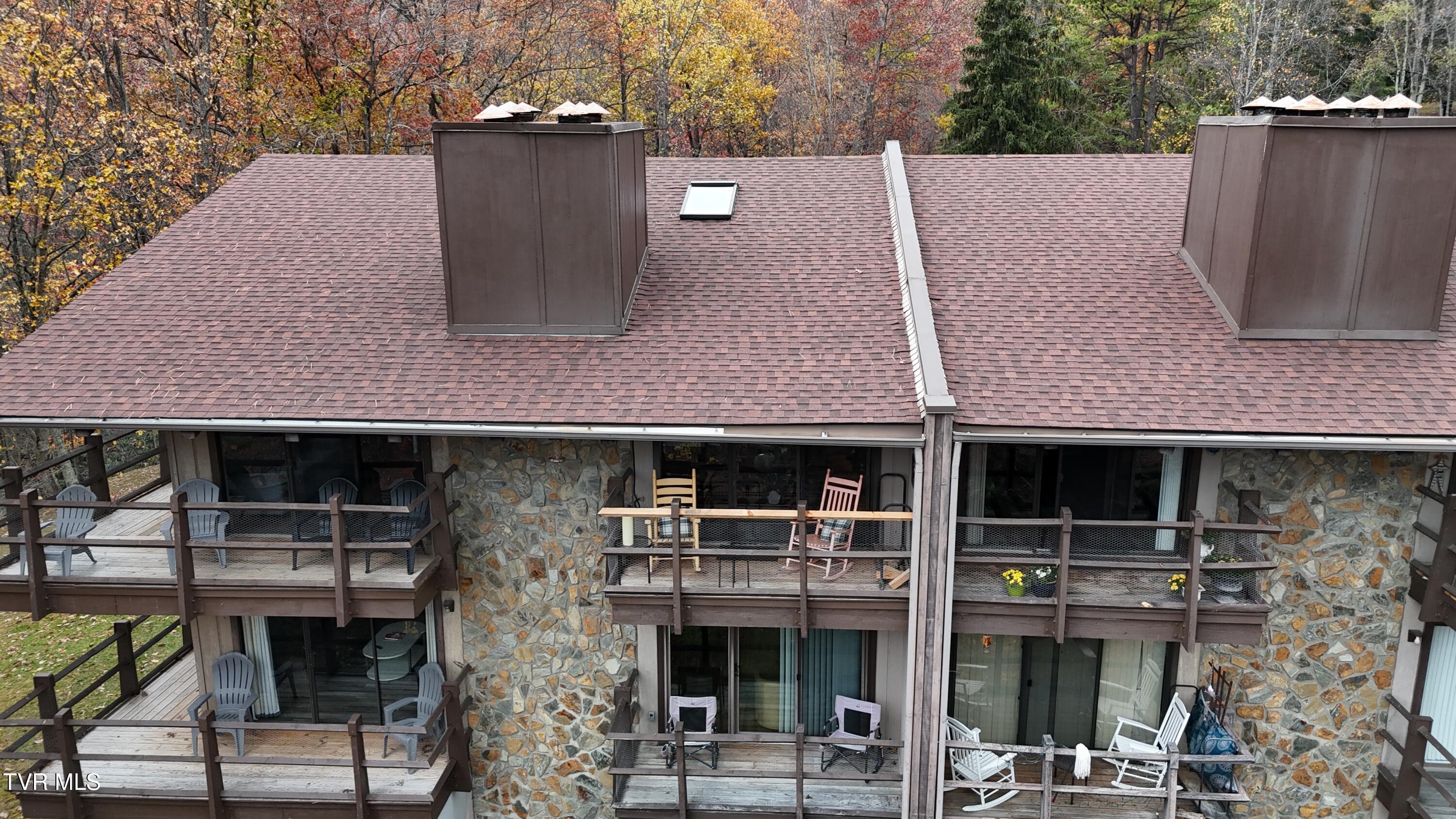 1081 Cove Road, Unit 1033 Sevierville, TN 37876 - Photo 3 of 57 dji_fly_20241120_145322_0885_17322002051
