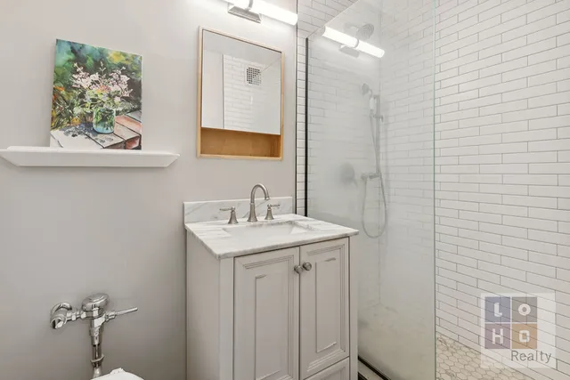 $565,000 | 570 Grand Street, Unit H1504 | Lower East Side