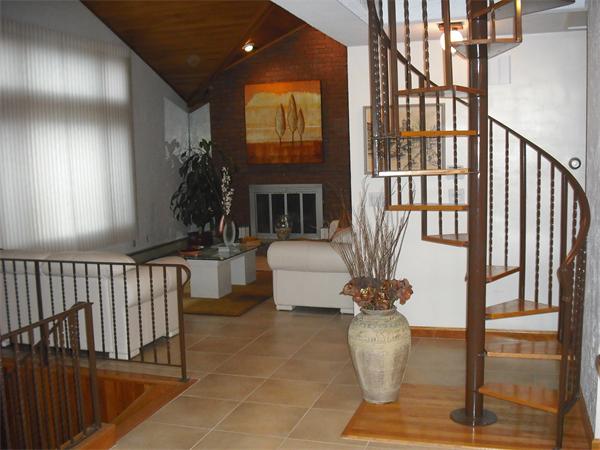 11 Elliott Road Everett, MA 02149 - Photo 3 of 20 Gallery Image 3