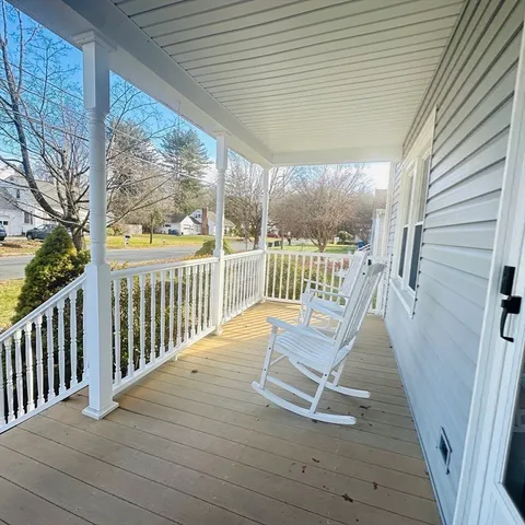 $374,500 | 40 Peekskill Avenue, Springfield, MA 01129