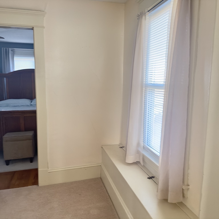 40 Peekskill Avenue Springfield, MA 01129 - Photo 8 of 23