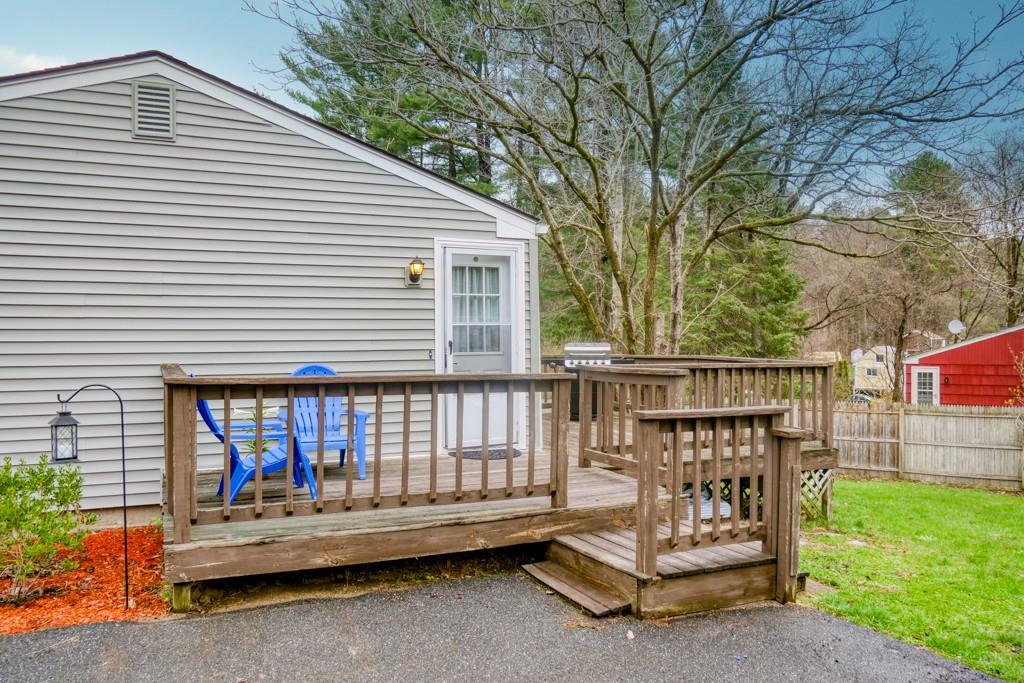 116 Sandy Hill Road Northampton, MA 01062 - Photo 23 of 25