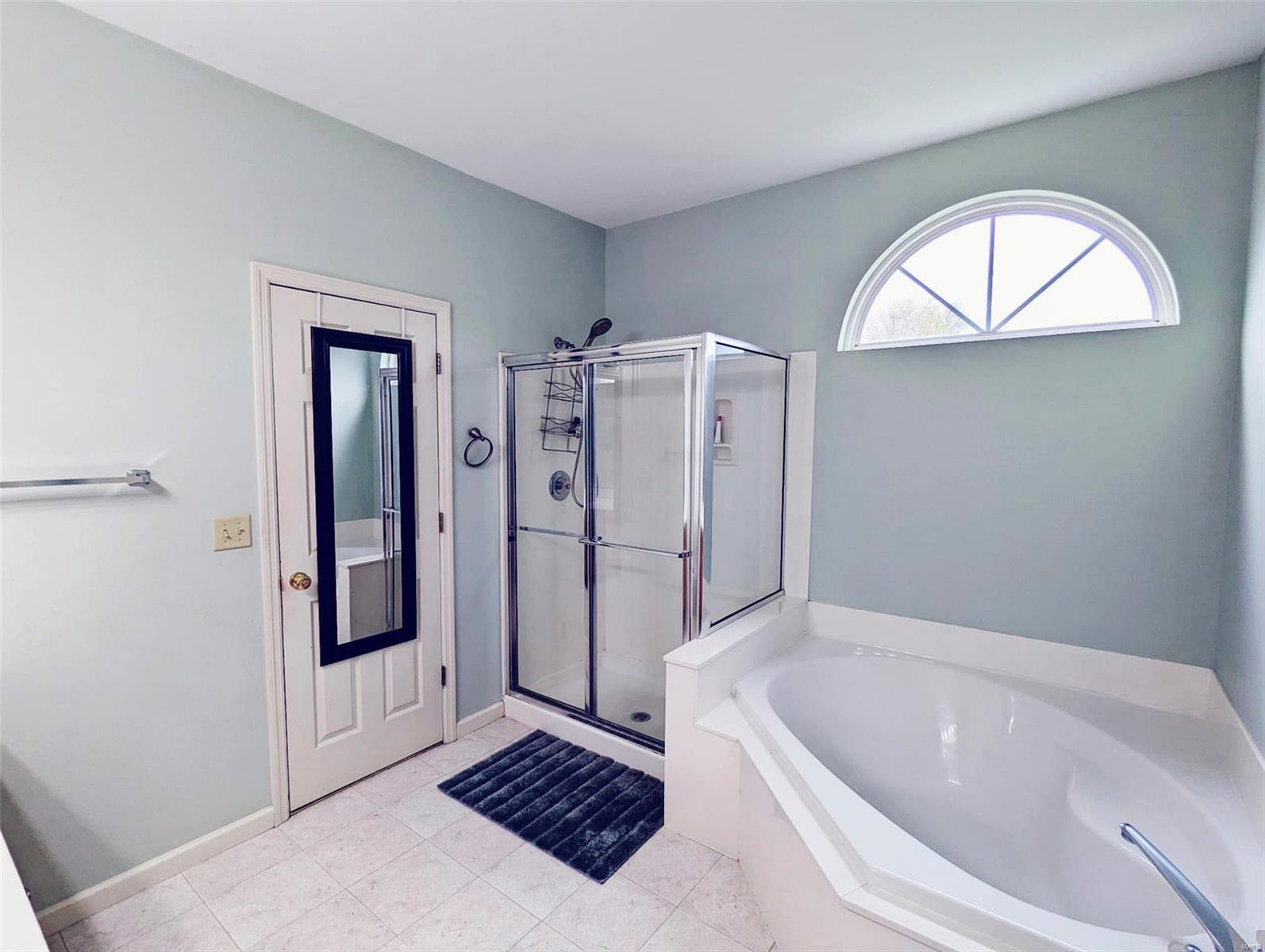 426 Remington Pl Drive Ballwin, MO 63021 - Photo 15 of 23