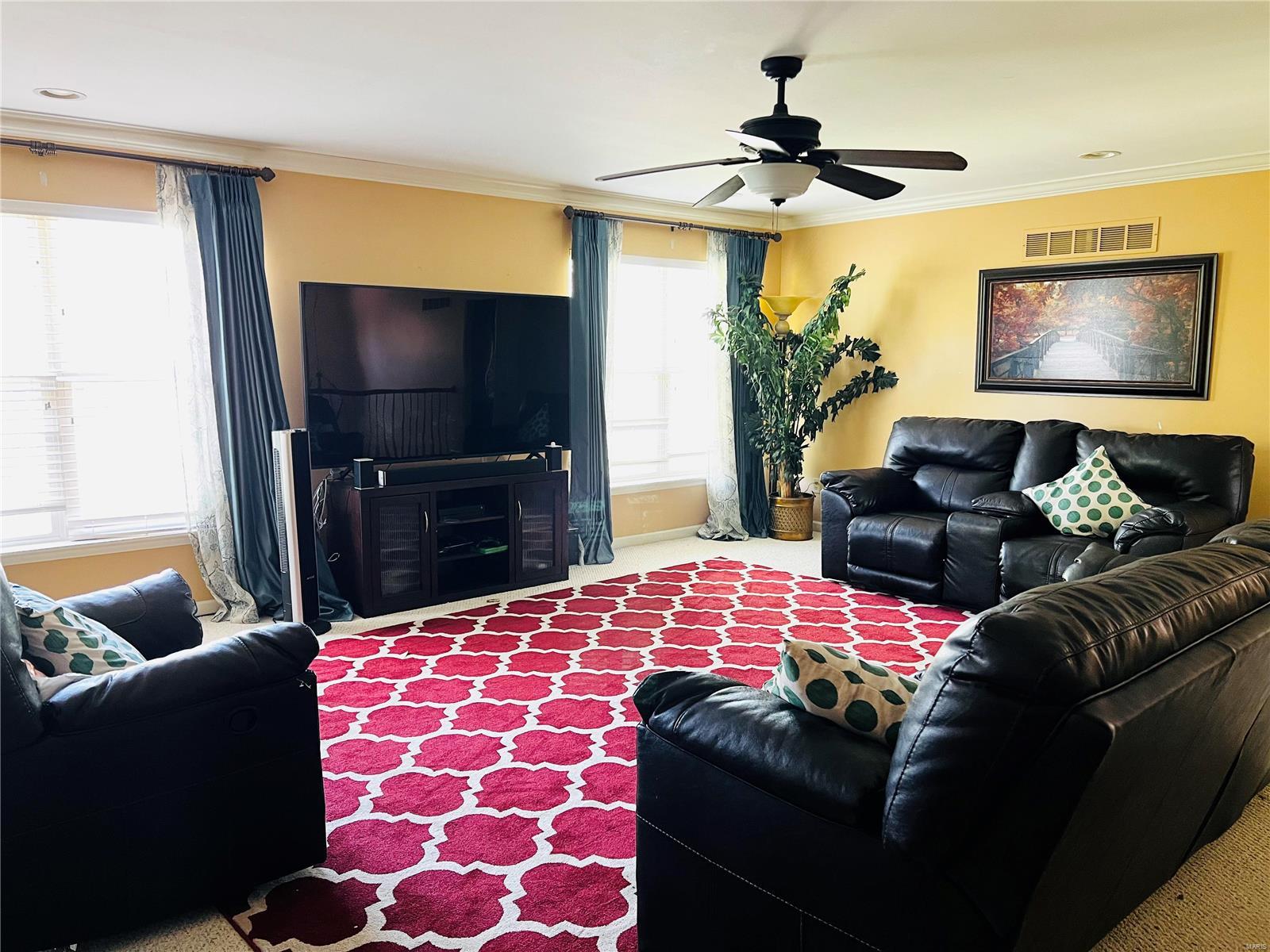 426 Remington Pl Drive Ballwin, MO 63021 - Photo 4 of 23