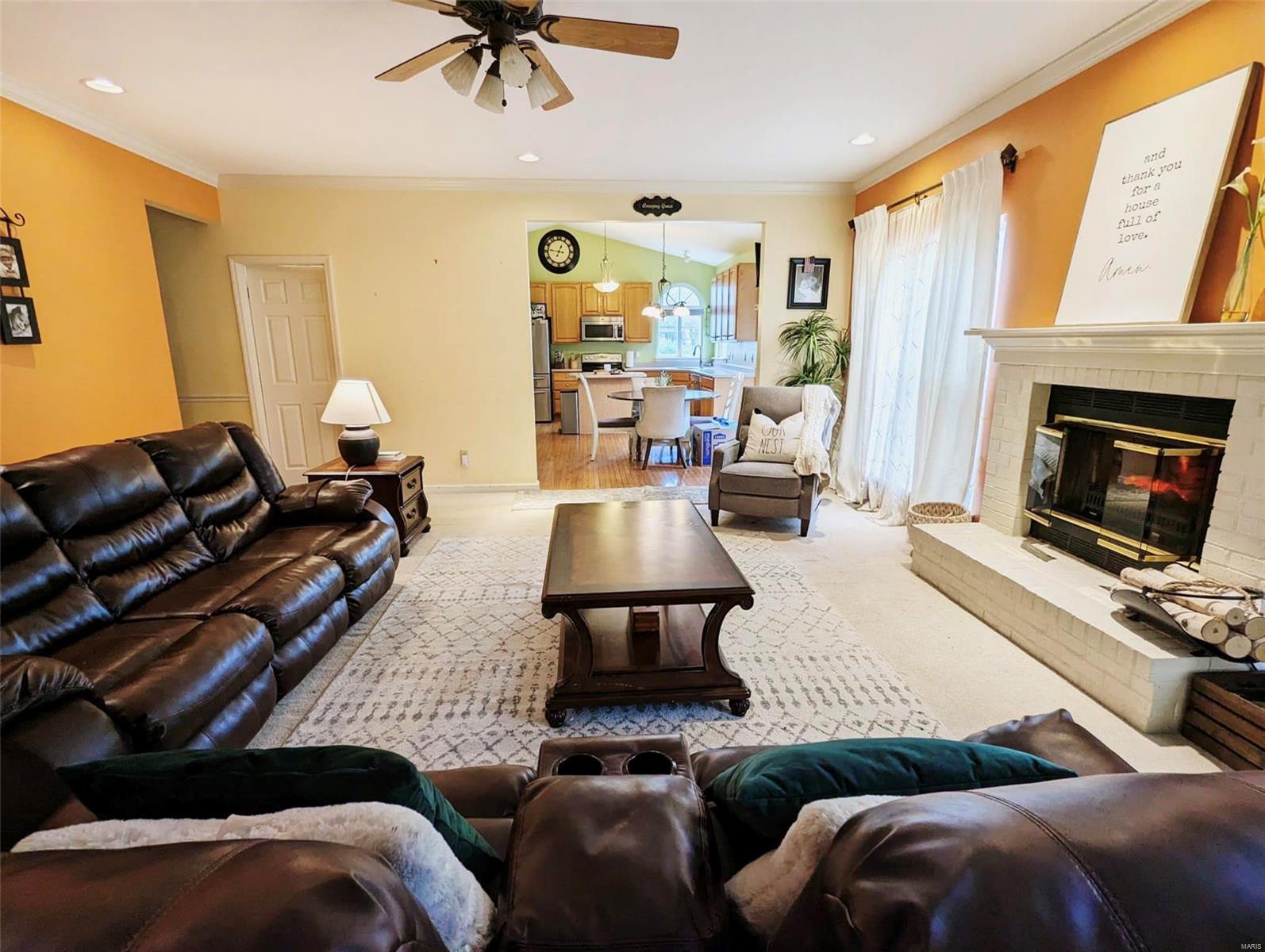 426 Remington Pl Drive Ballwin, MO 63021 - Photo 9 of 23