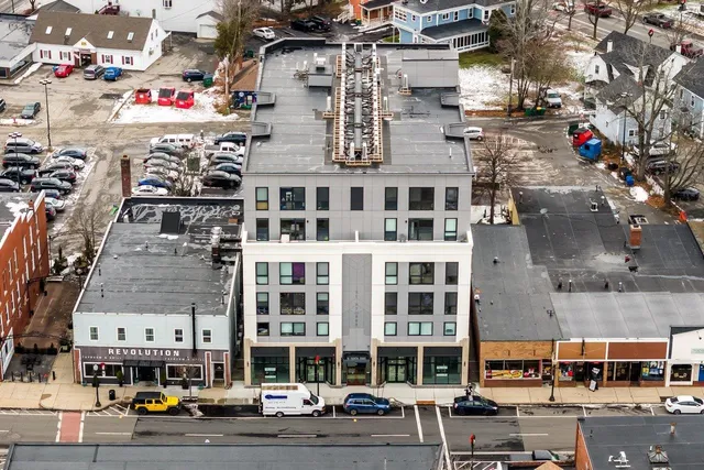 $1,895 | 55 North Main Street, Unit 501, Rochester, NH 03867