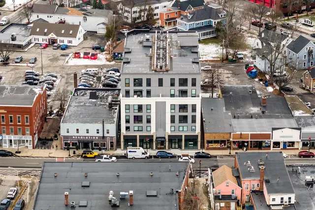 $1,895 | 55 North Main Street, Unit 501, Rochester, NH 03867