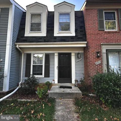 $400,000 | 20592 Strath Haven Drive, Gaithersburg, MD 20886