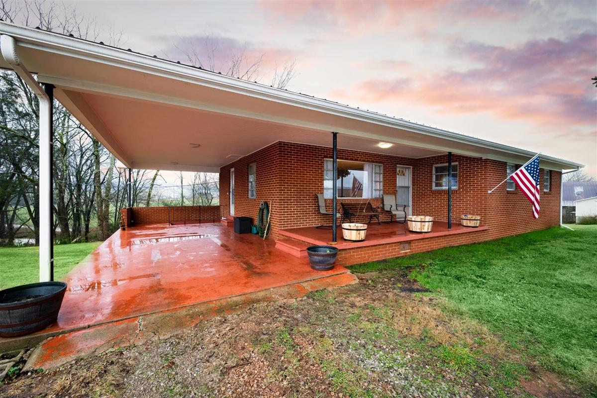 324 Seed Tick Road Sweetwater, TN 37874 - Photo 2 of 25 01-324-Seed-Tick-Rd-Sweetwater-TN-1