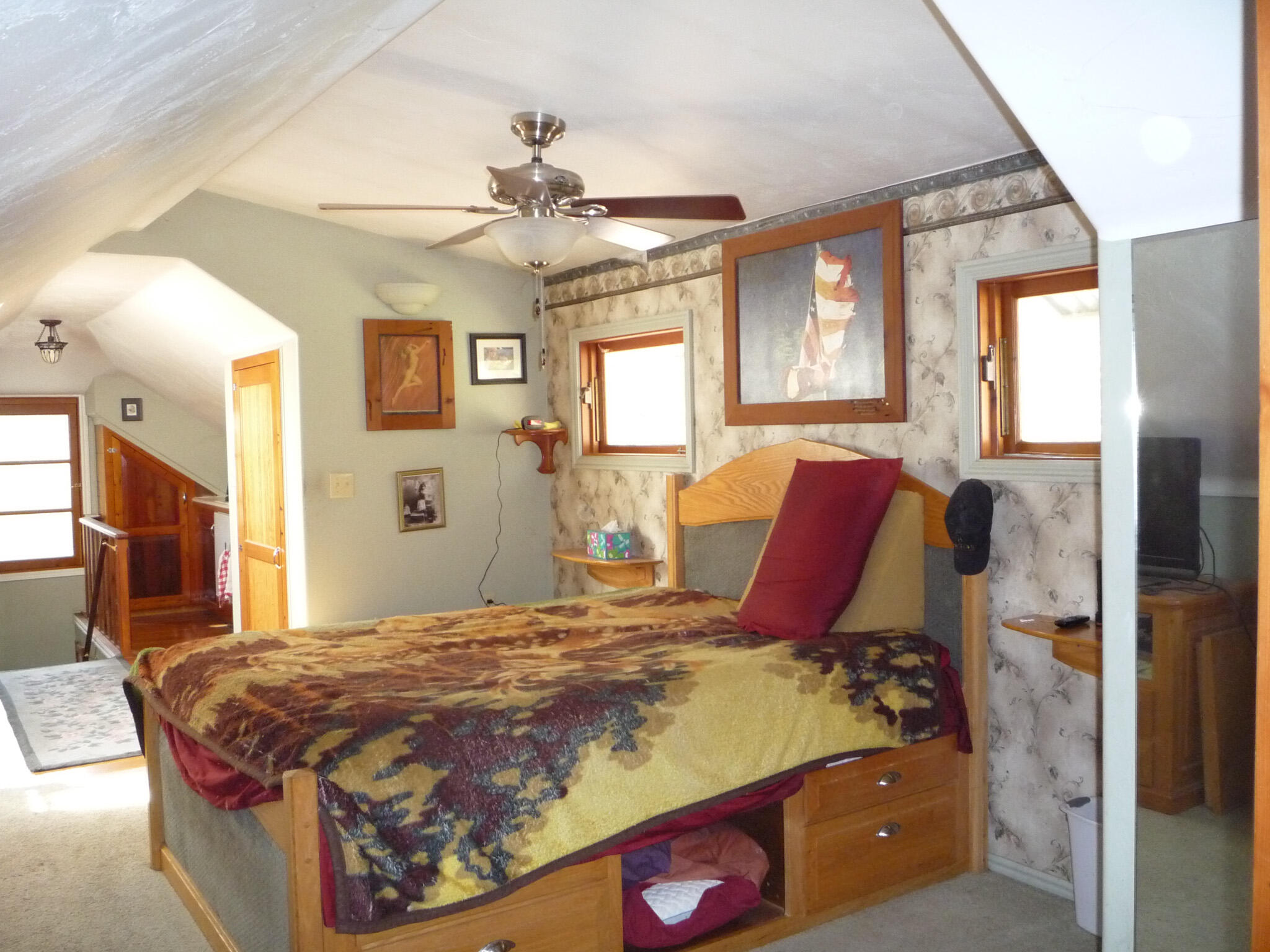 1255 Sweet Road Medford, OR 97501 - Photo 22 of 51 P1020745