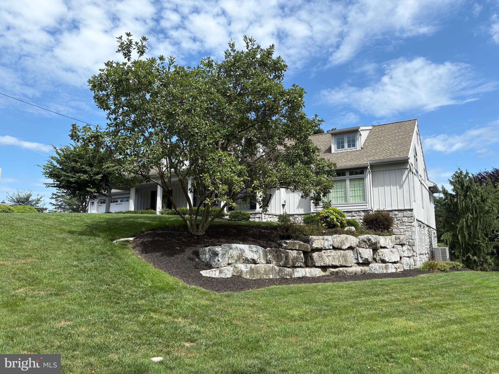 957 Mondale Road Bird-in-Hand, PA 17505 - Photo 5 of 78