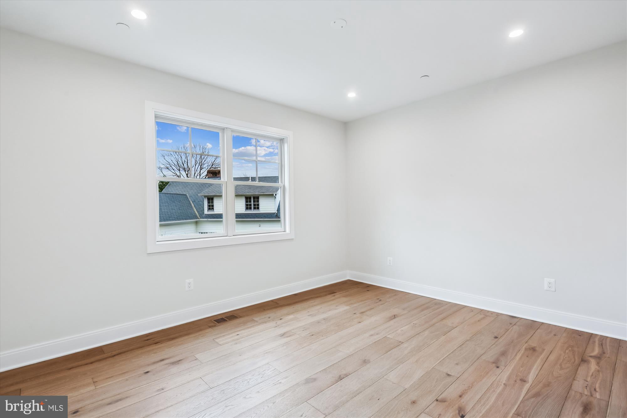 7303 Pomander Lane Chevy Chase, MD 20815 - Photo 12 of 26