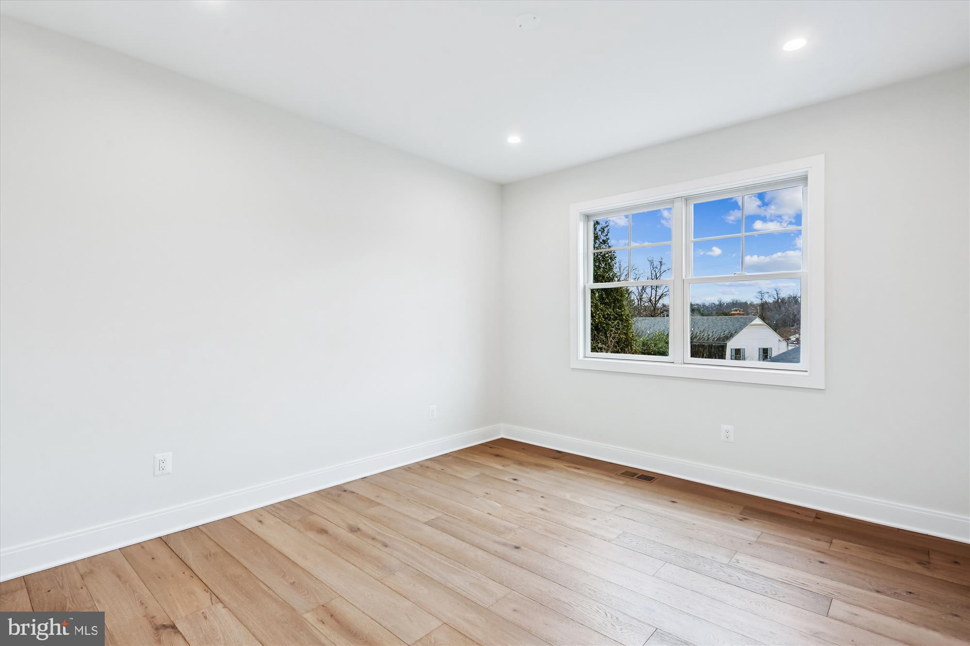 7303 Pomander Lane Chevy Chase, MD 20815 - Photo 13 of 26