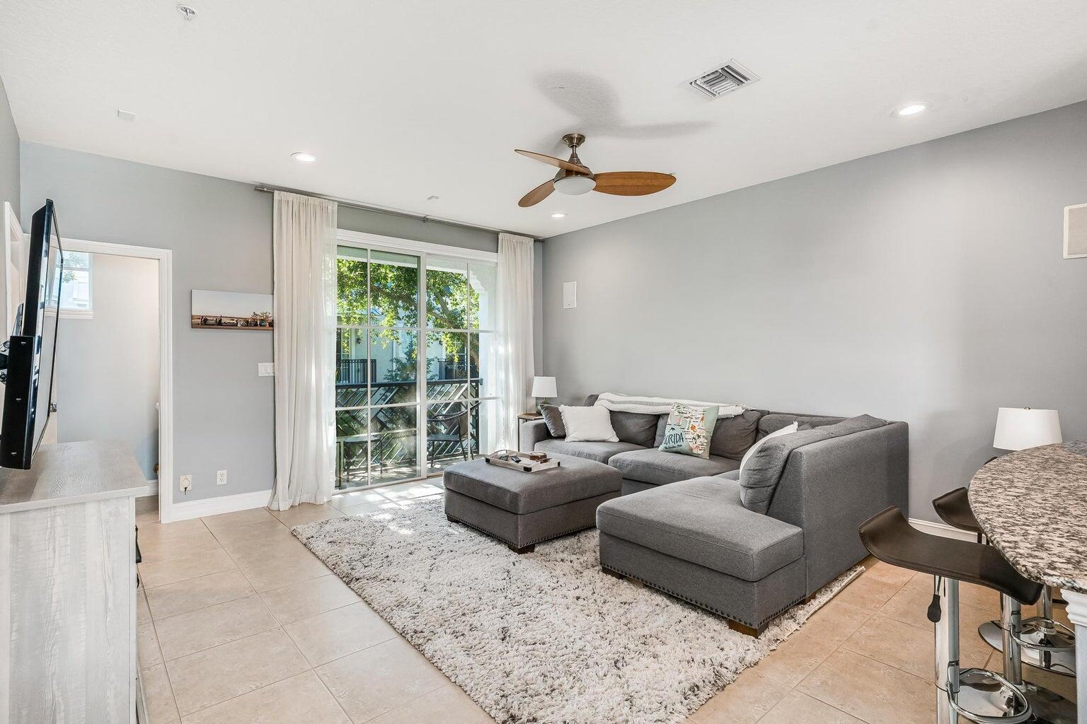 75 Atlantic Grove Way Delray Beach, FL 33444 - Photo 8 of 27 75 Atlantic Grove 8