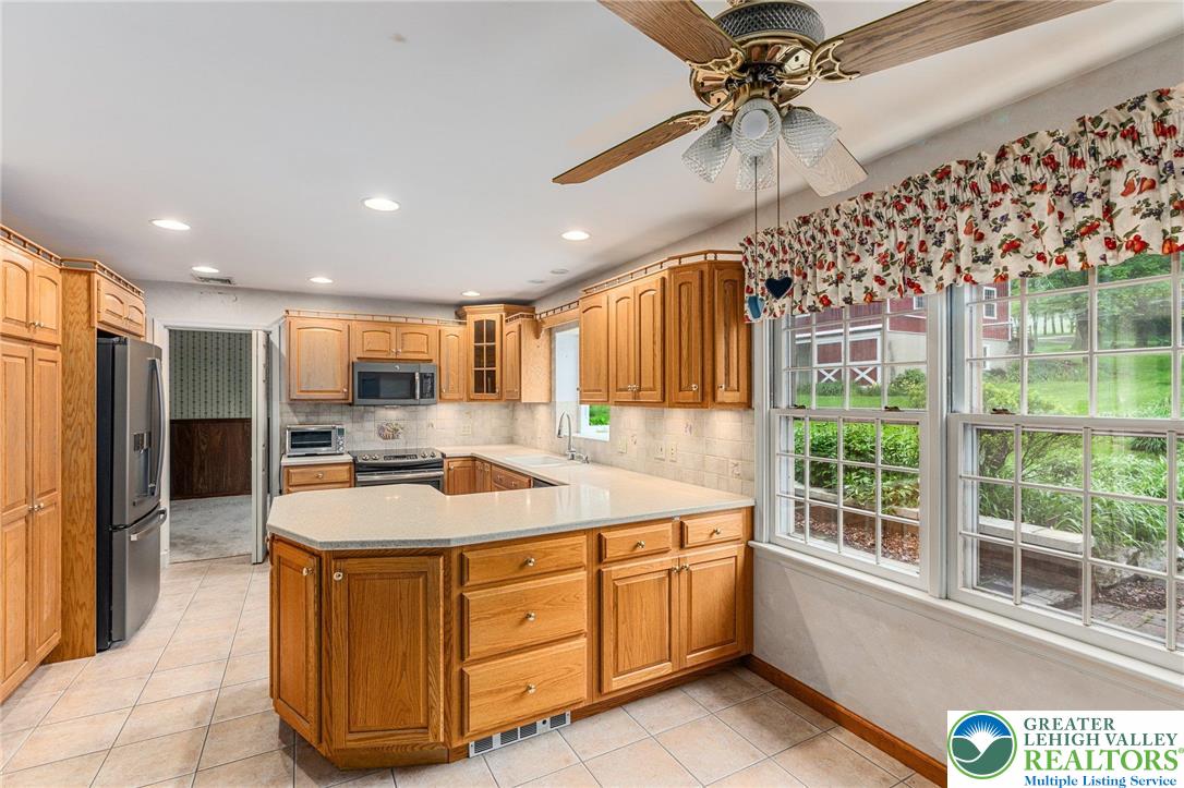 4525 Scheidys Road Coplay, PA 18037 - Photo 23 of 58