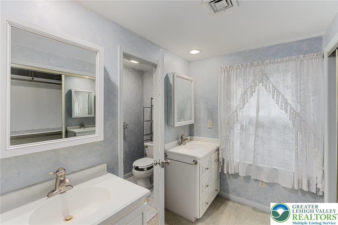 4525 Scheidys Road Coplay, PA 18037 - Photo 44 of 58