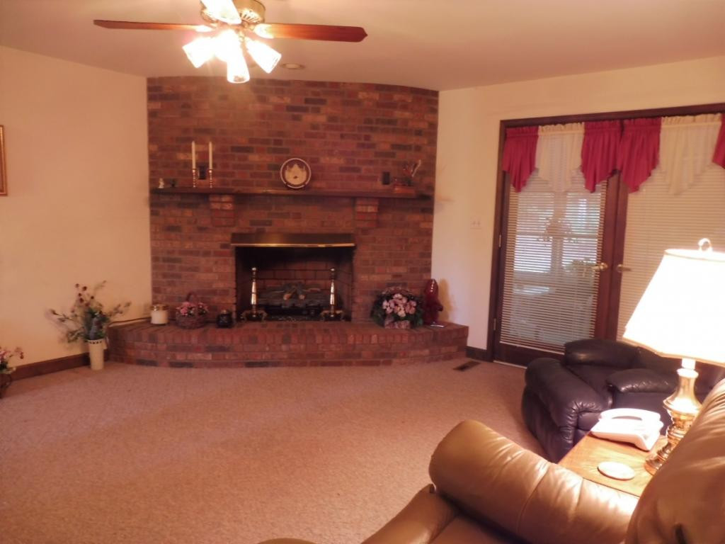 1025 Lebanon Road Kingsport, TN 37663 - Photo 13 of 30 Photo 14