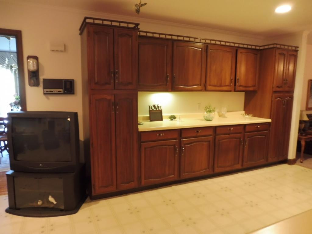 1025 Lebanon Road Kingsport, TN 37663 - Photo 8 of 30 Photo 9